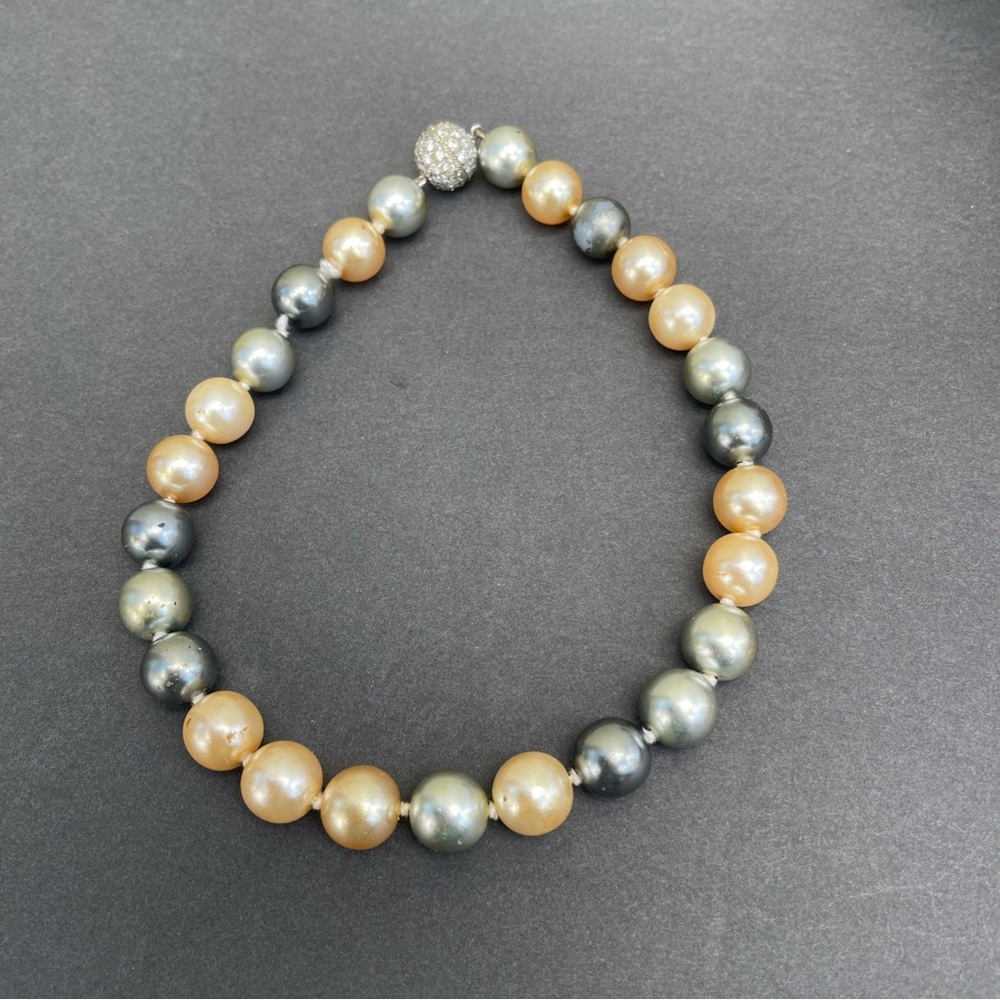 Cultured Pearl‎ Necklace in Champagne and Gunmetal with Pave Clasp